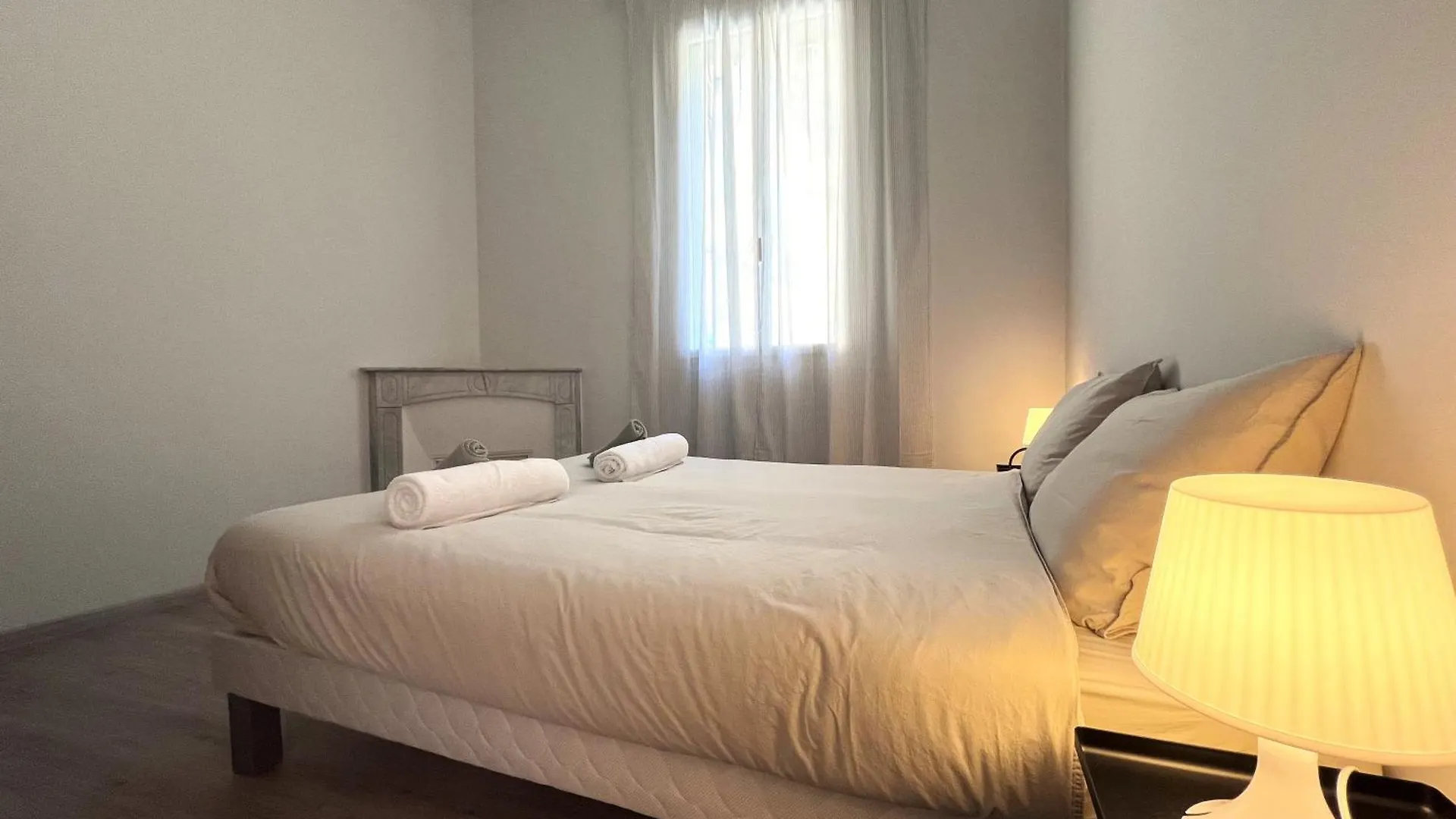 Appartamento Elegante In Villa Storica Sul Mare Garavan France
