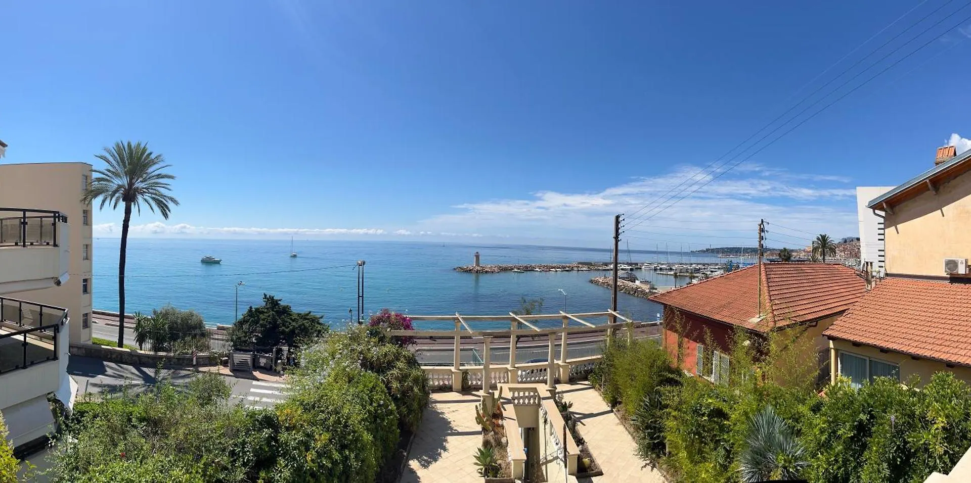 Apartment Appartamento Elegante In Villa Storica Sul Mare Garavan
